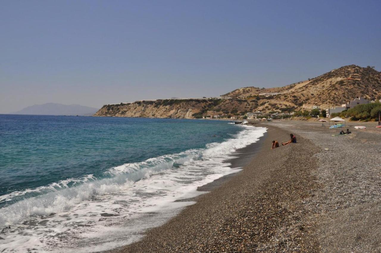 Eirini Apts On The Beach Psari Forada Dış mekan fotoğraf